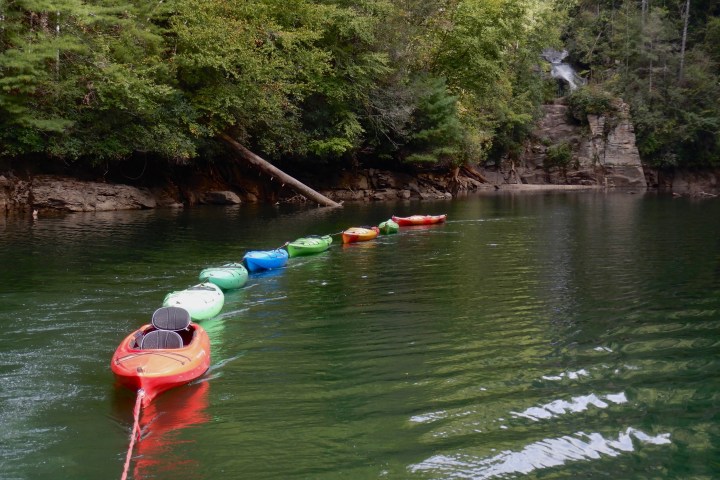 a small boat in a body of water